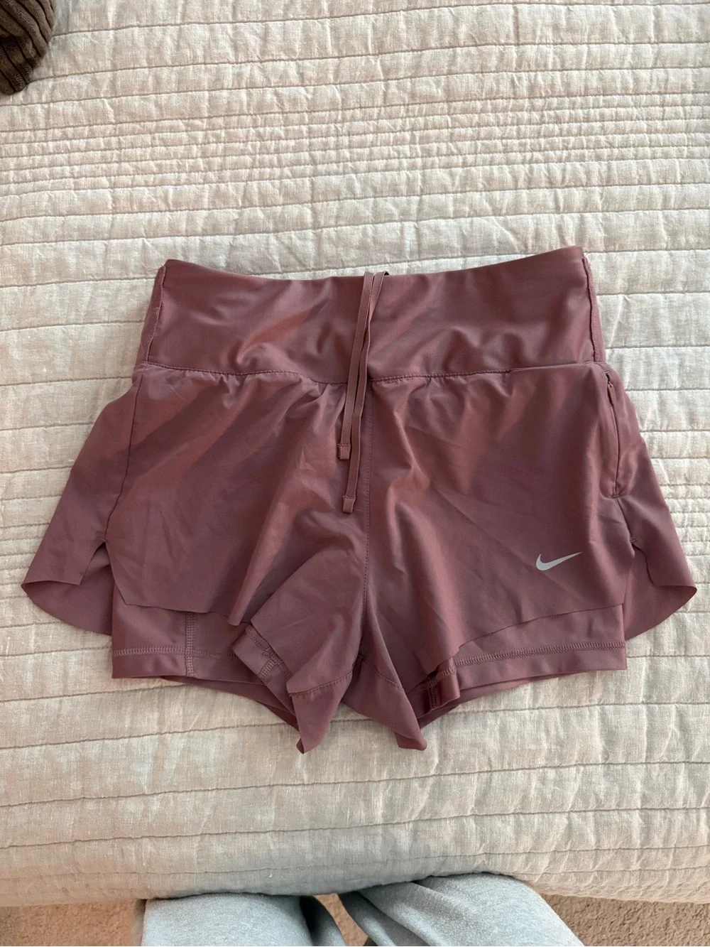 Nike Women’s Rose Mauve Athletic Skort with Built-In Shorts